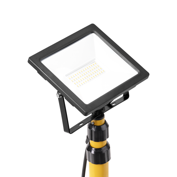 ALLED set: ALLED 50W floodlight + tripod + cable ALLED set: ALLED 50W floodlight + tripod + cable